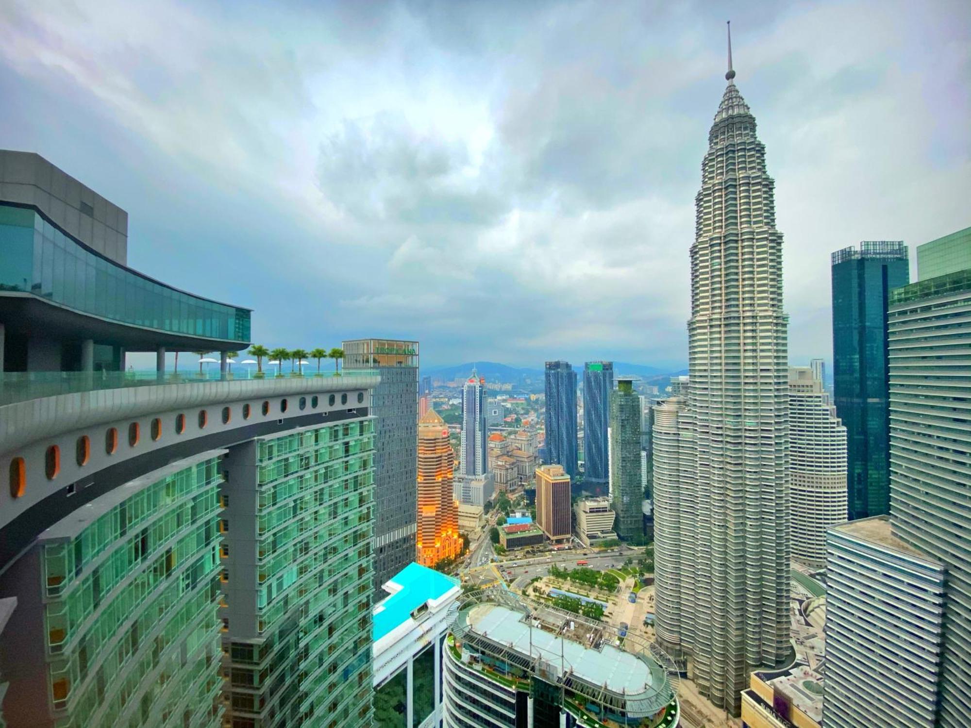 Sky Suites Klcc By Home Stay 쿠알라룸푸르 외부 사진